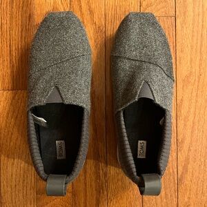 TOMS Womens Alpargata Resident Slip On Sneakers Shoes /Women’s Sz 6